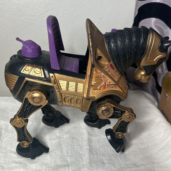 He-Man MOTU 1983 Skeletor's Night Stalker Horse - Missing 1 Weapon & Tail - Picture 3 of 9